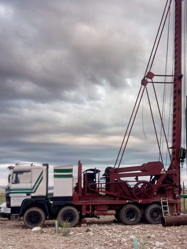 Perfioradora de percusión. Perforaciones y sondeos Pelaez Valladolid.